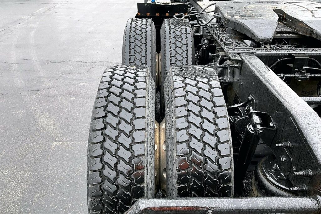 2019 INT LT625 6×4 Day Cab