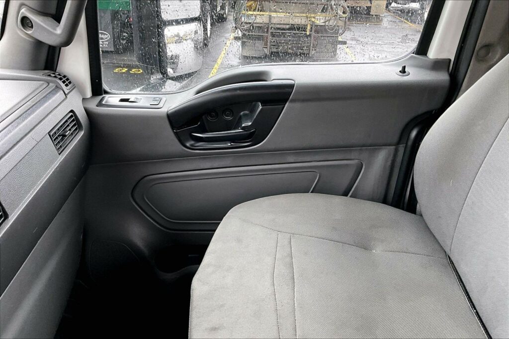 2019 INT LT625 6×4 Day Cab