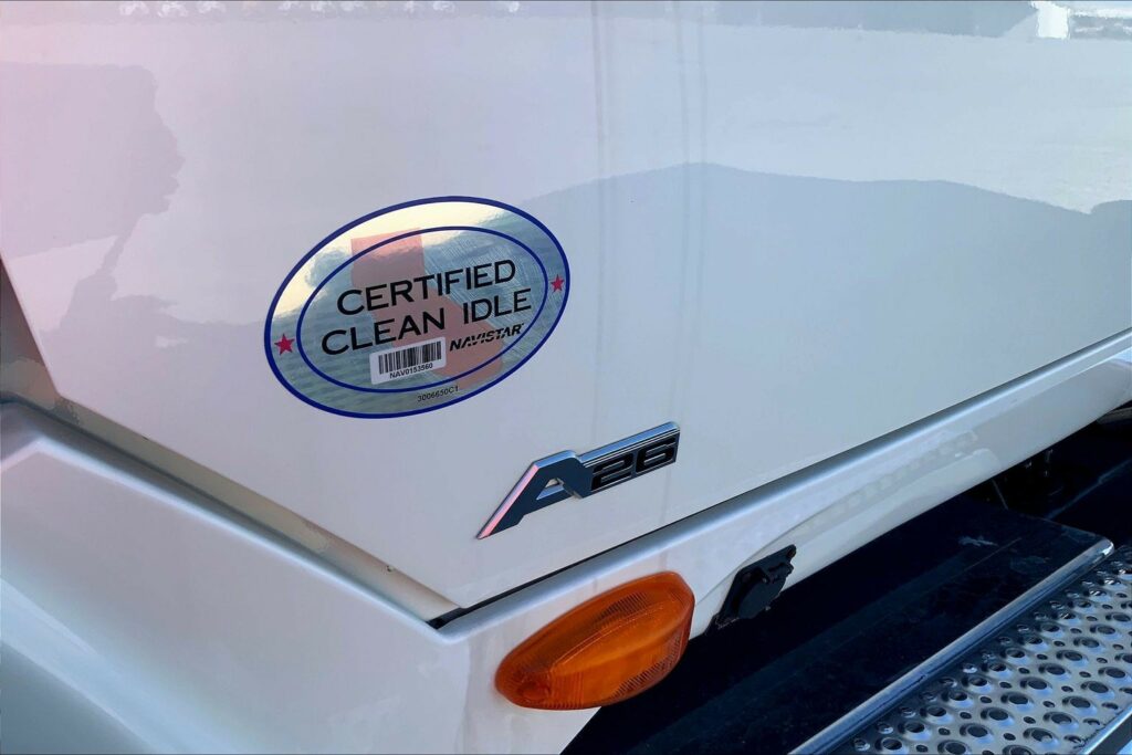 2023 INT LT625 6×4 Sleeper