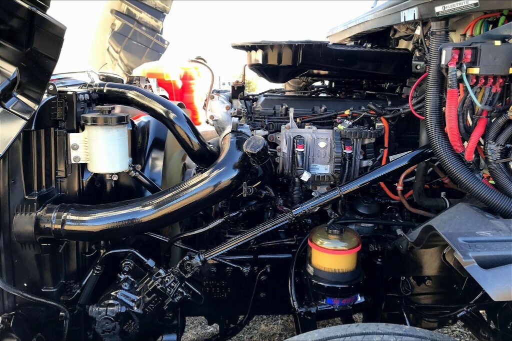 2019 INT LT625 6×4 Day Cab