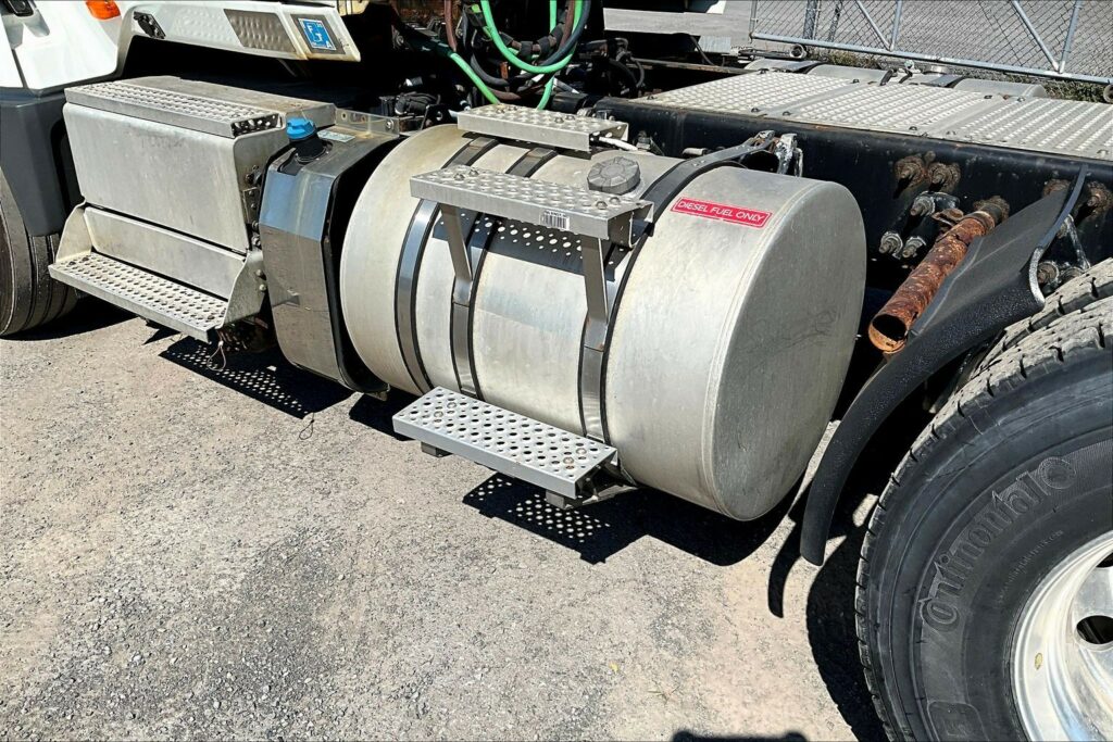 2019 INT LT625 6×4 Day Cab