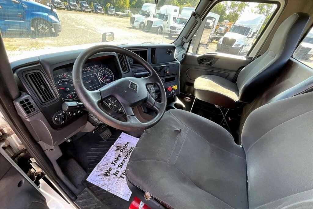 2019 INT LT625 6×4 Day Cab