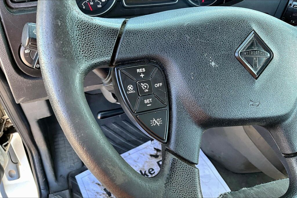 2019 INT LT625 6×4 Day Cab