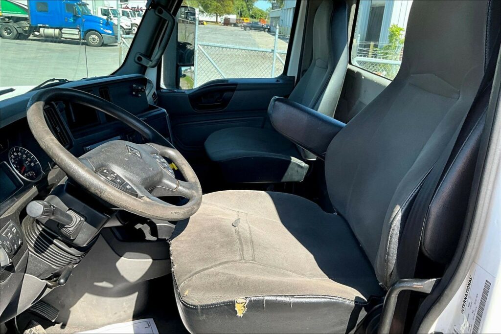 2019 INT LT625 6×4 Day Cab