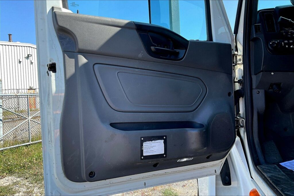 2019 INT LT625 6×4 Day Cab