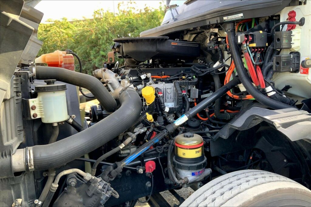 2019 INT LT625 6×4 Day Cab