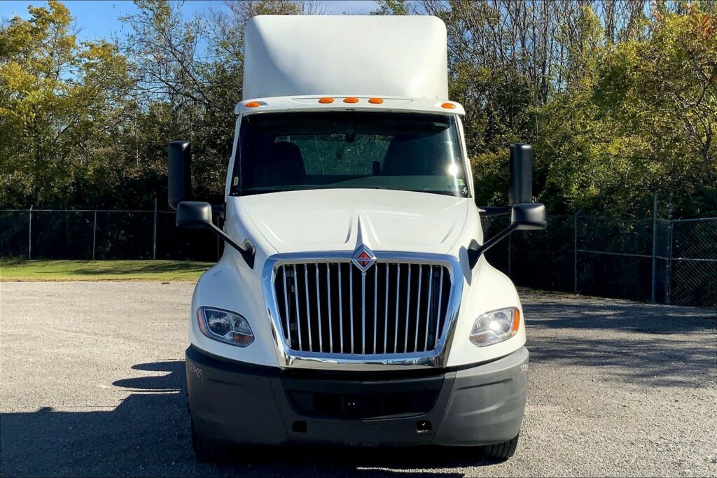 2019 INT LT625 6×4 Day Cab