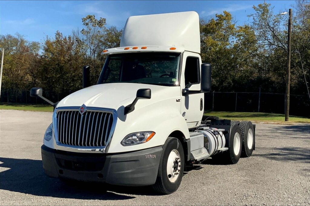2019 INT LT625 6×4 Day Cab