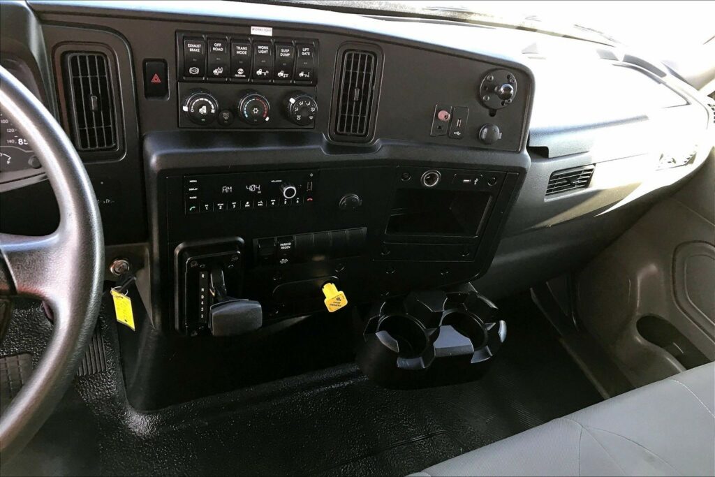 2021 CUM MV607 Medium Conventional