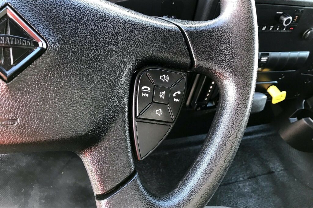 2021 CUM MV607 Medium Conventional