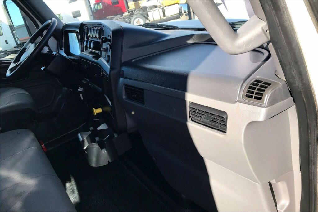 2021 CUM MV607 Medium Conventional