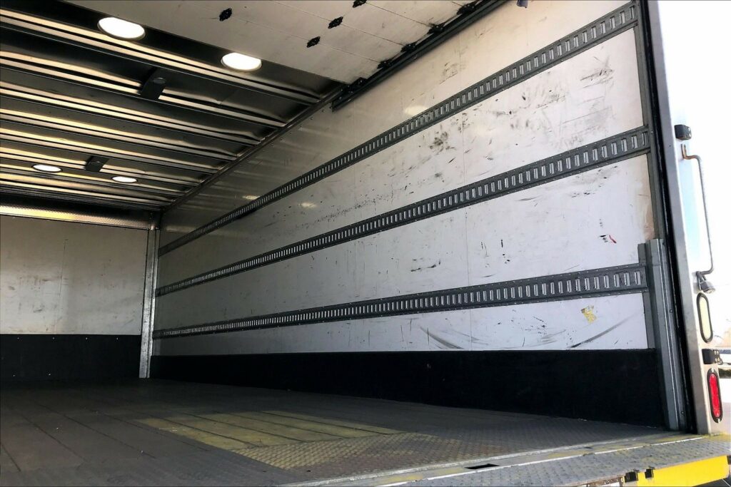 2021 CUM MV607 Medium Conventional