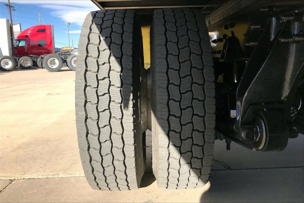 2021 CUM MV607 Medium Conventional