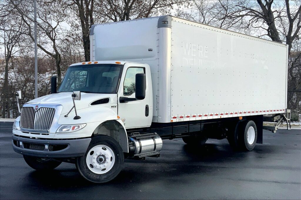 2021 CUM MV607 Medium Conventional
