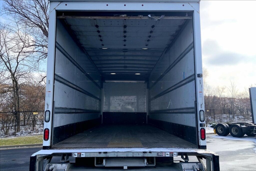 2021 CUM MV607 Medium Conventional