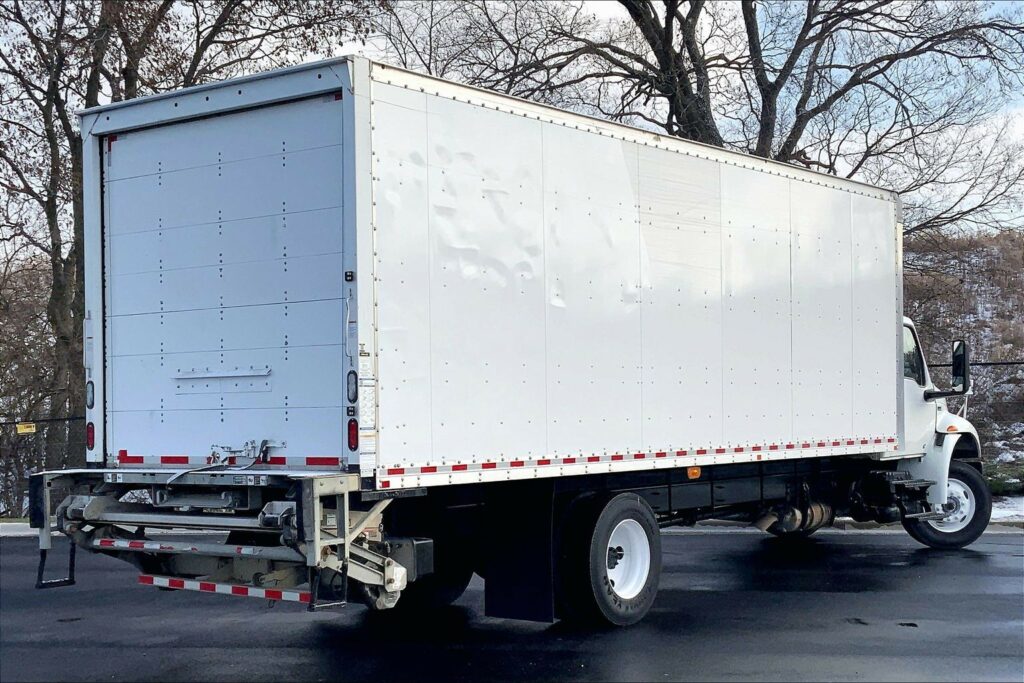 2021 CUM MV607 Medium Conventional