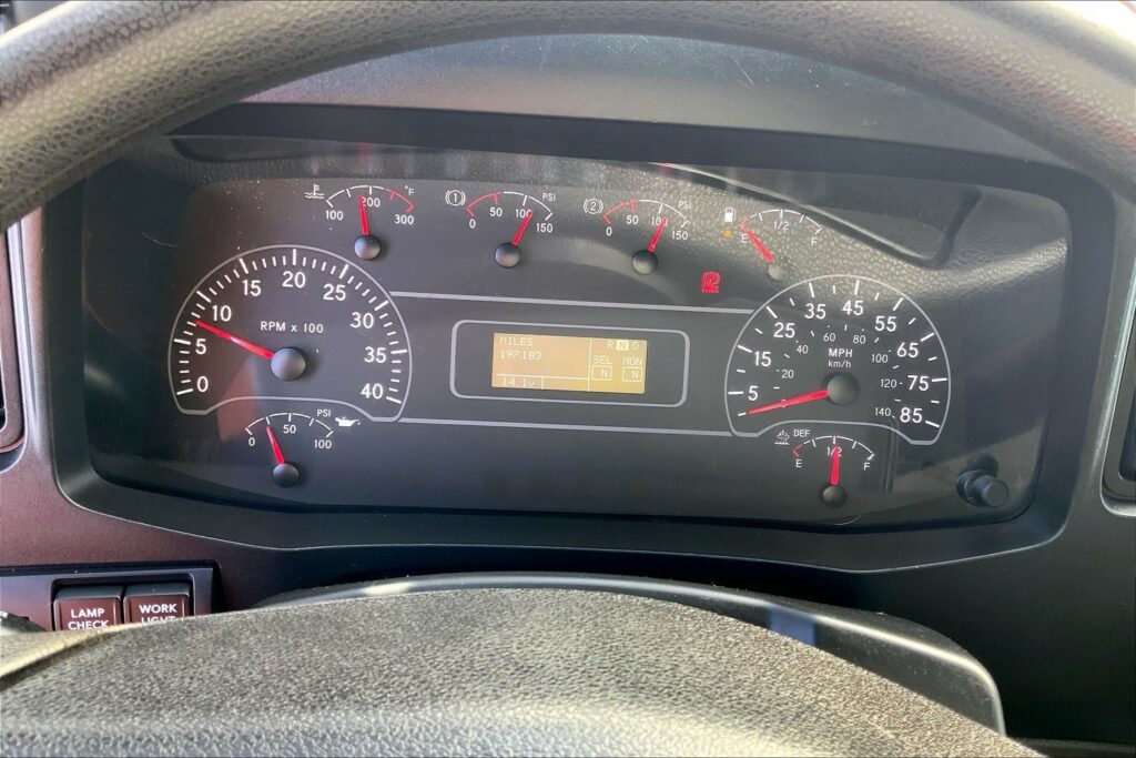 2021 CUM MV607 Medium Conventional