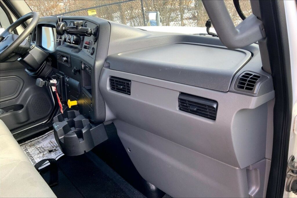 2021 CUM MV607 Medium Conventional