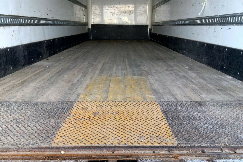 2021 CUM MV607 Medium Conventional