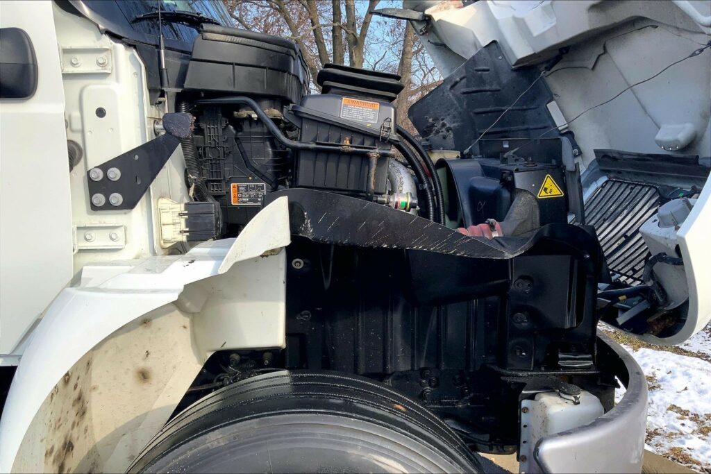 2021 CUM MV607 Medium Conventional