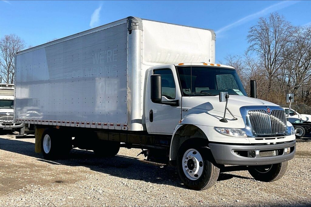 2021 CUM MV607 Medium Conventional