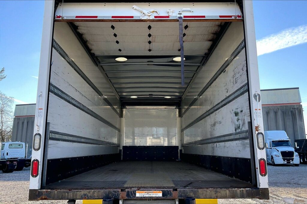 2021 CUM MV607 Medium Conventional