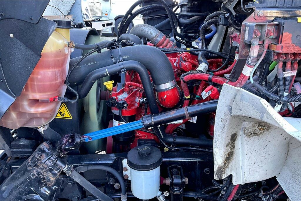 2021 CUM MV607 Medium Conventional