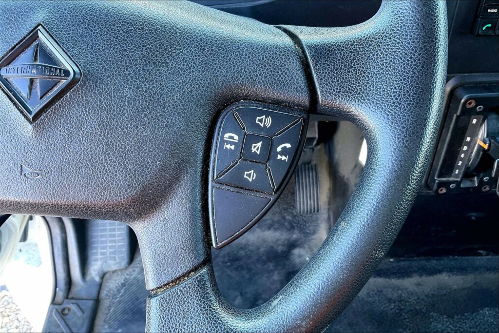 2021 CUM MV607 Medium Conventional