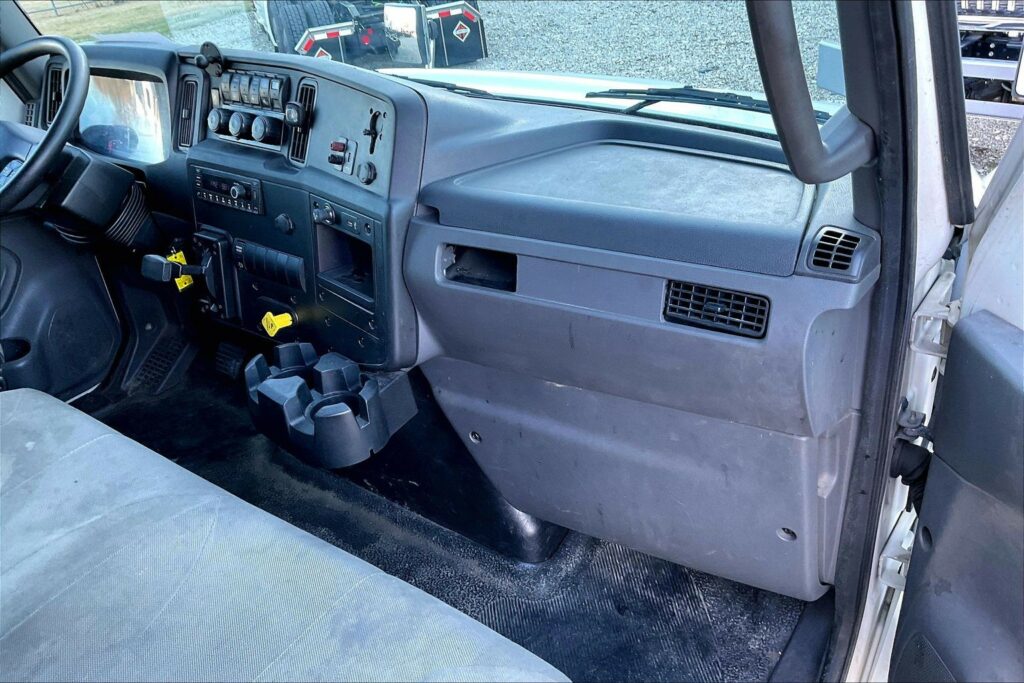 2021 CUM MV607 Medium Conventional