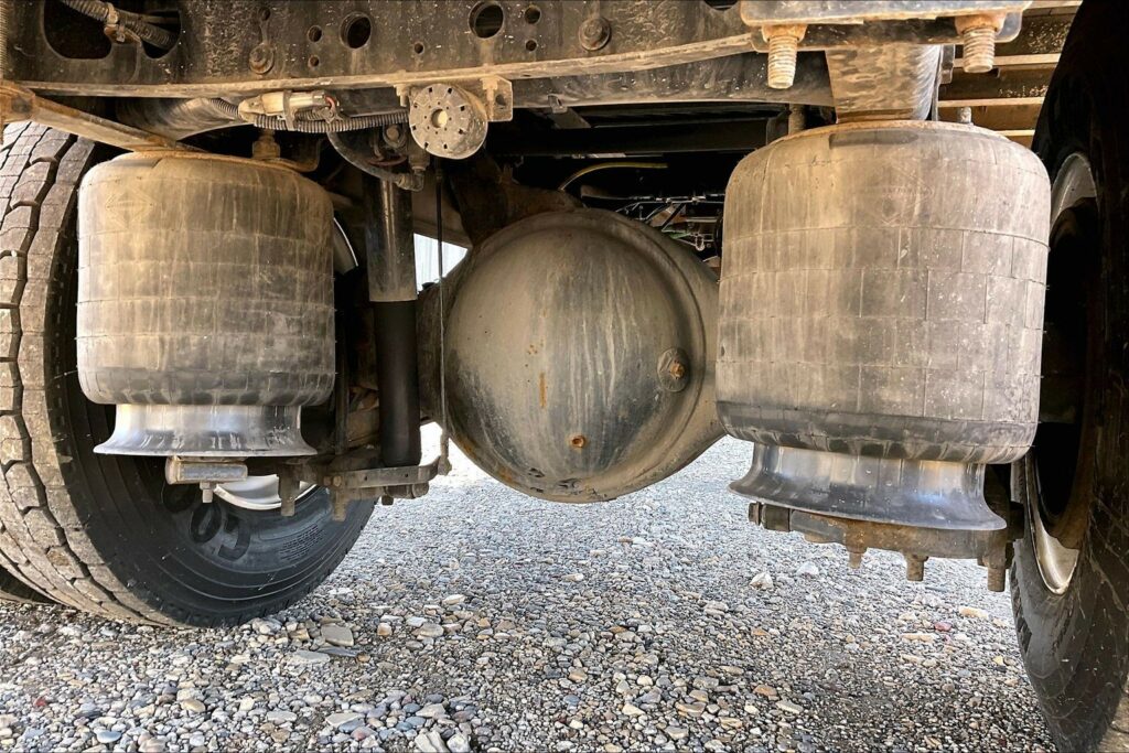 2021 CUM MV607 Medium Conventional