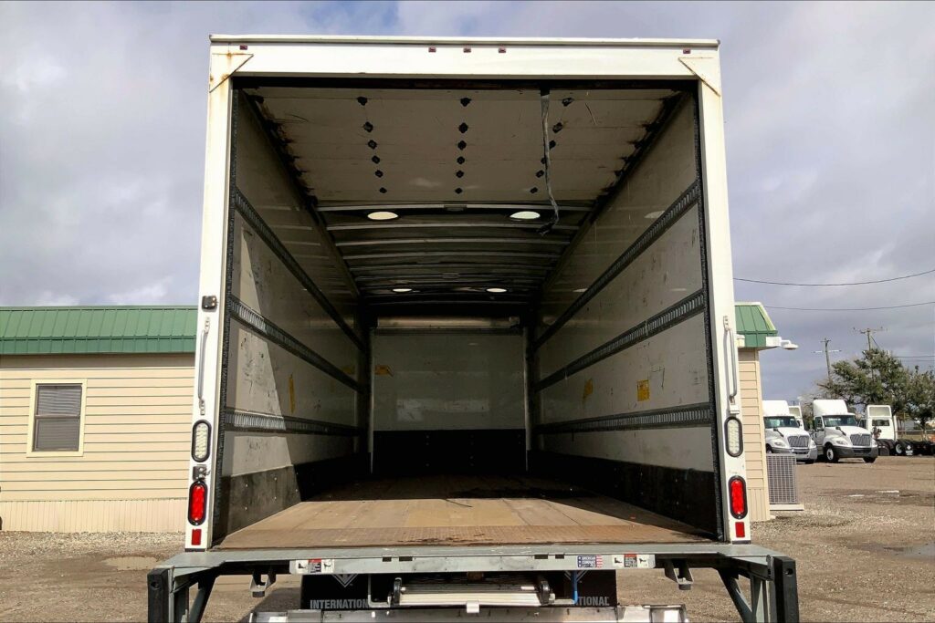 2021 CUM MV607 Medium Conventional