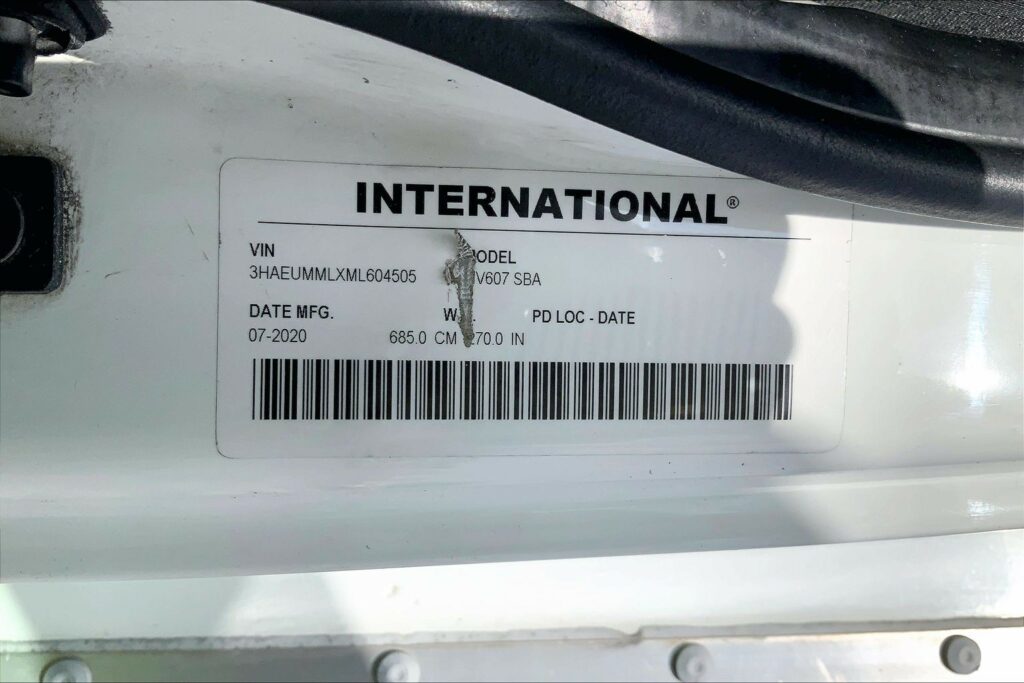 2021 CUM MV607 Medium Conventional