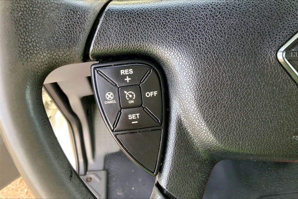 2021 CUM MV607 Medium Conventional