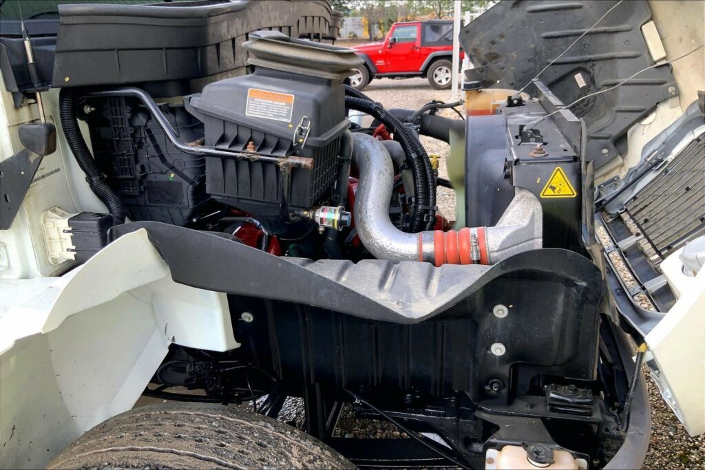 2021 CUM MV607 Medium Conventional