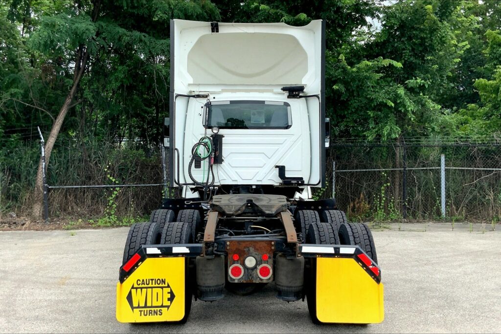 2020 CUM LT625 6×4 Day Cab