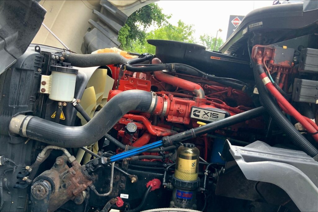 2020 CUM LT625 6×4 Day Cab