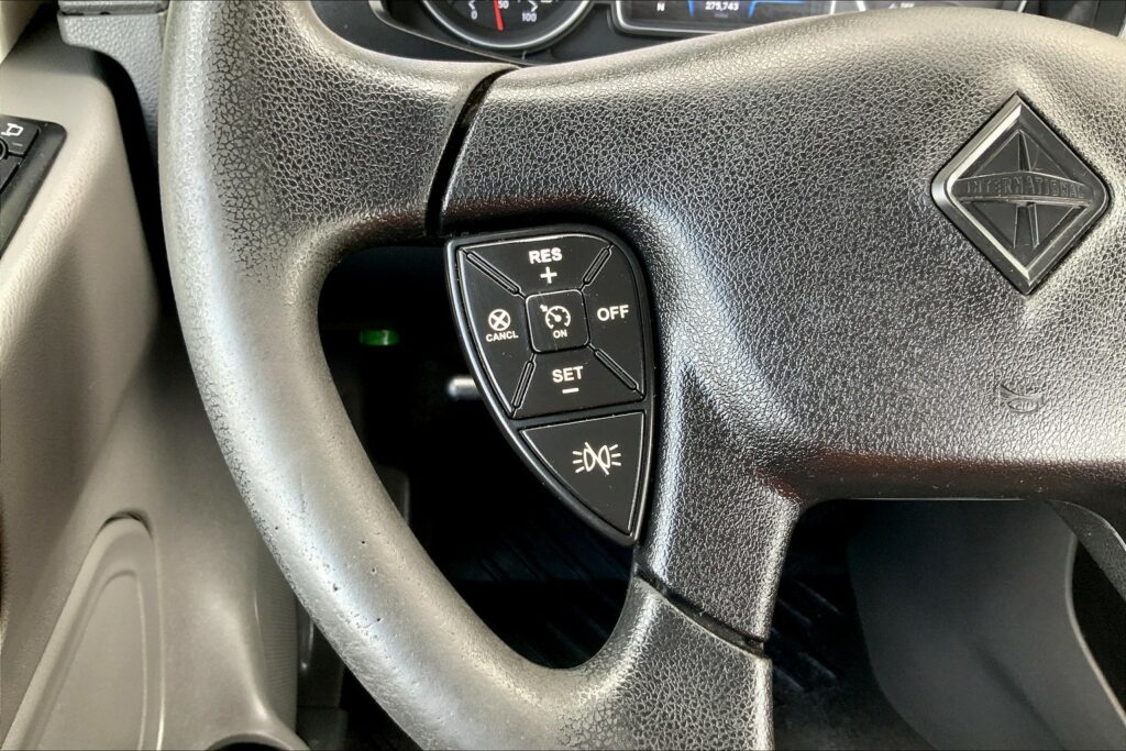 2020 CUM LT625 6×4 Day Cab