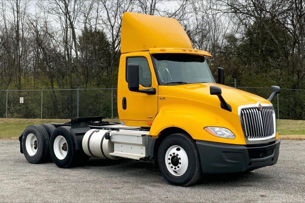 2019 INT LT625 6×4 Day Cab