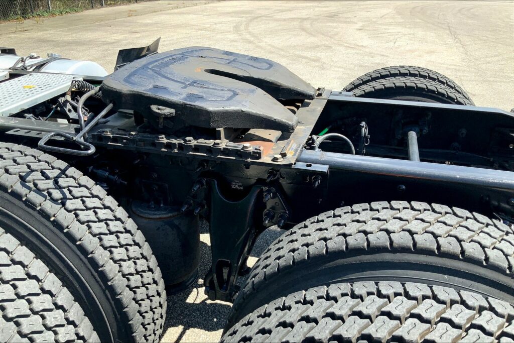 2019 INT LT625 6×4 Day Cab