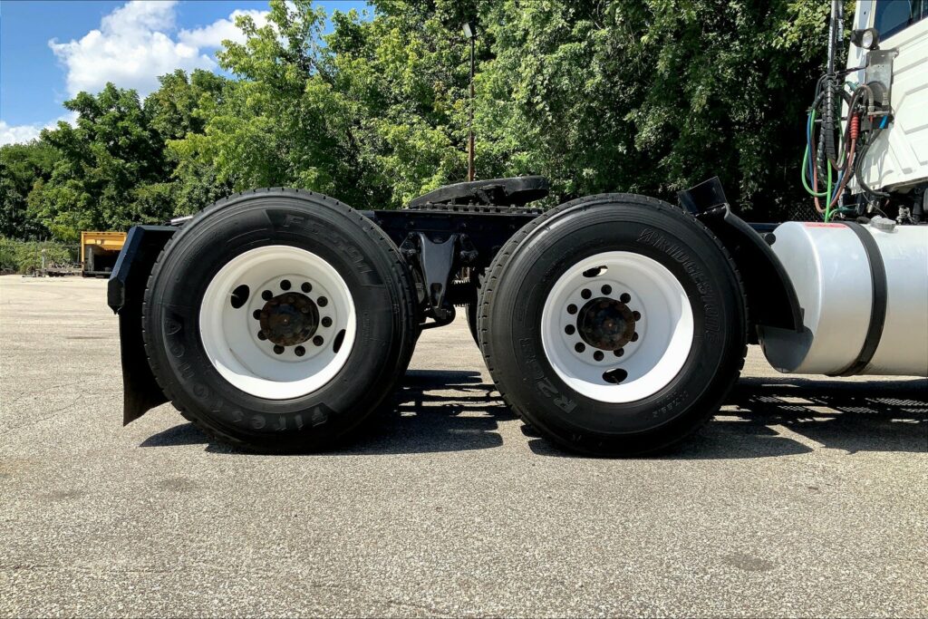 2019 INT LT625 6×4 Day Cab