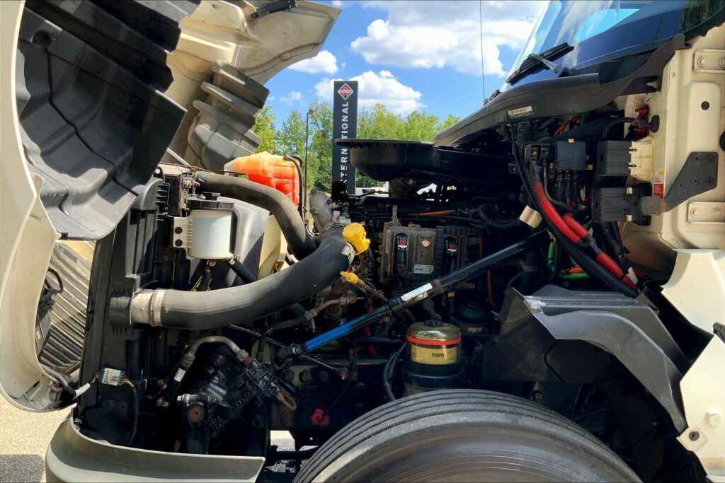 2019 INT LT625 6×4 Day Cab