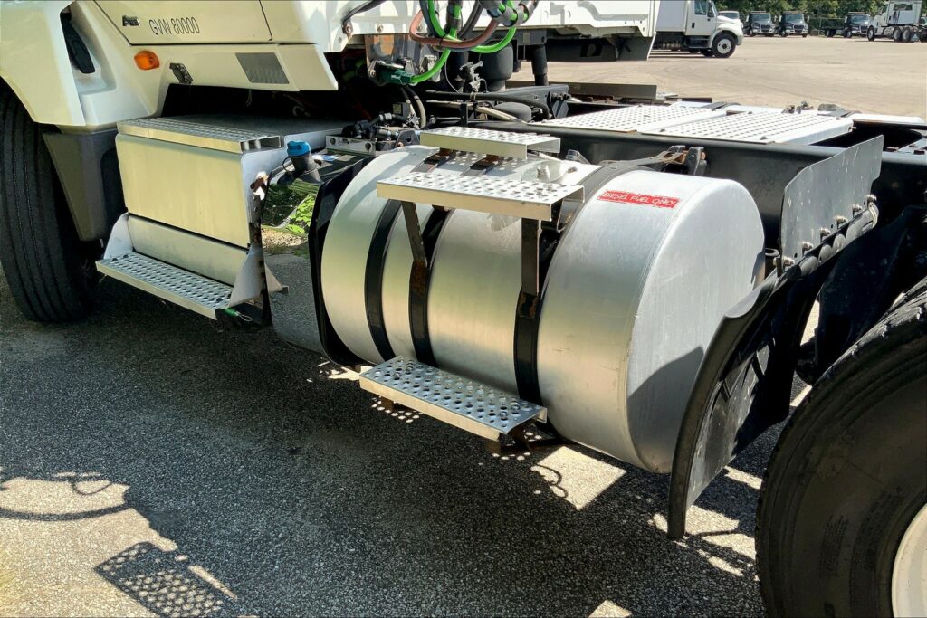 2019 INT LT625 6×4 Day Cab