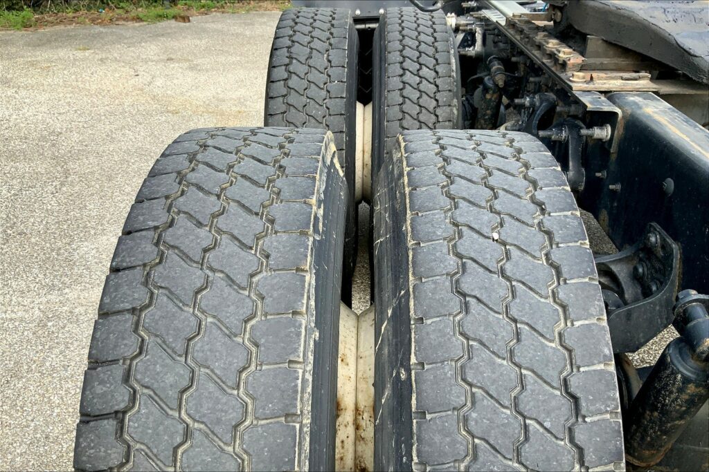 2019 INT LT625 6×4 Day Cab