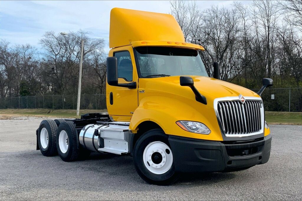 2019 INT LT625 6×4 Day Cab