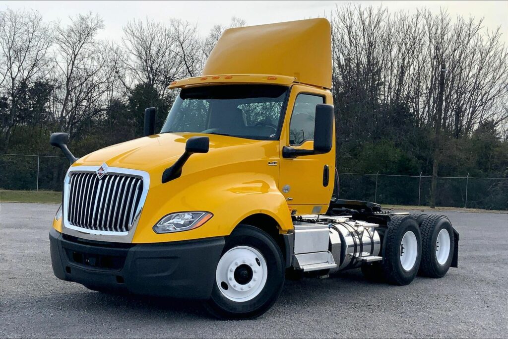 2019 INT LT625 6×4 Day Cab