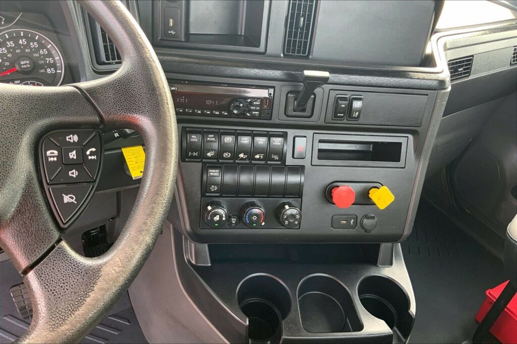 2019 INT LT625 6×4 Day Cab