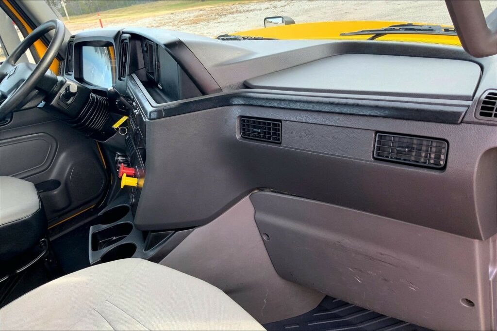 2019 INT LT625 6×4 Day Cab