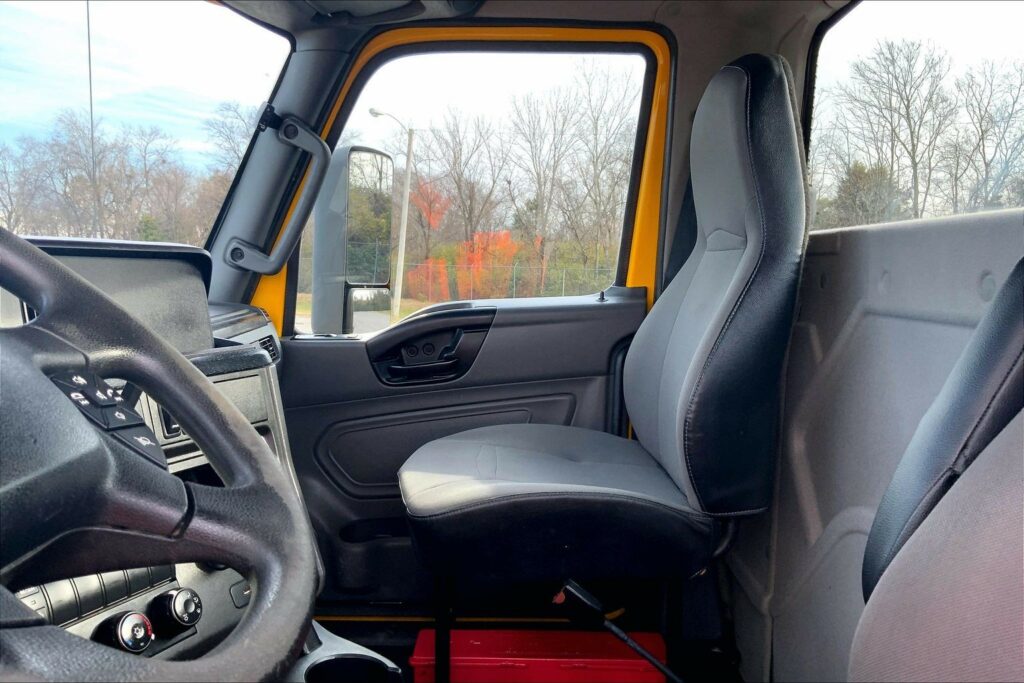 2019 INT LT625 6×4 Day Cab