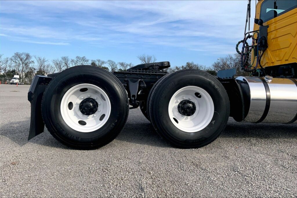 2019 INT LT625 6×4 Day Cab