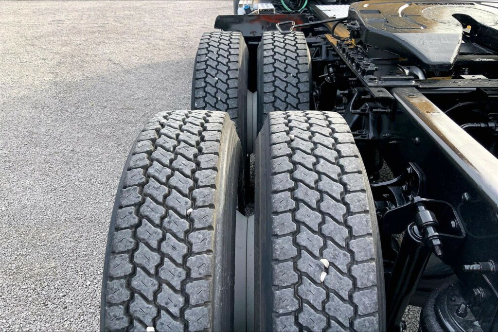 2019 INT LT625 6×4 Day Cab